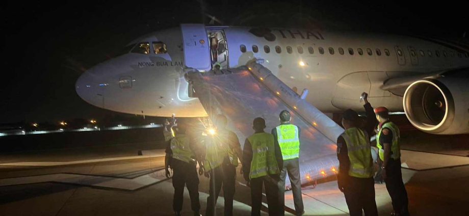 Man opened plane’s door, deploying slide during takeoff process