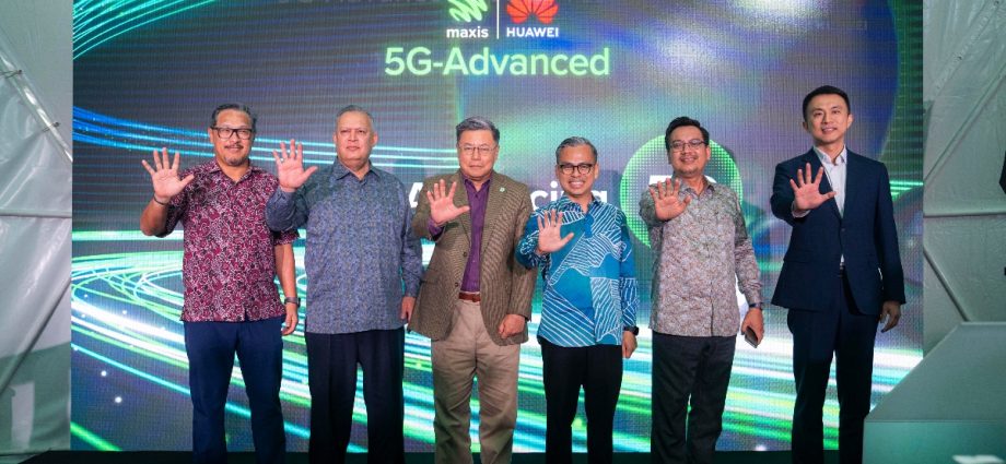 Maxis, Huawei showcase first 5.5G technology trial in Malaysia and Southeast Asia