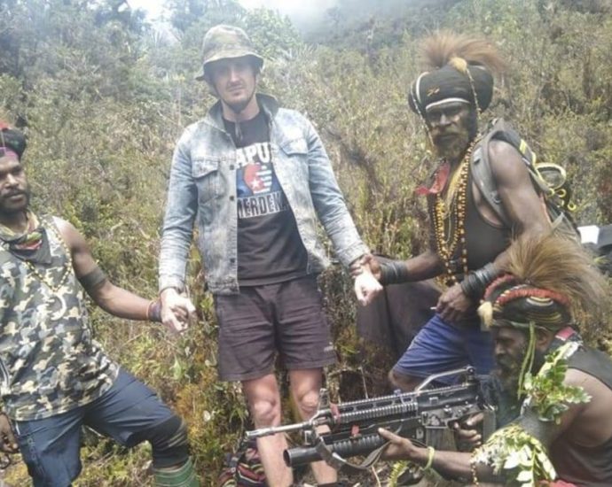 New Zealand calls for Kiwi pilot to be freed a year after Papua kidnapping