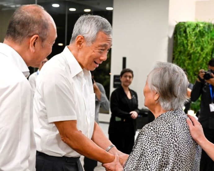 Singapore leaders pay tribute to late banking tycoon Wee Cho Yaw