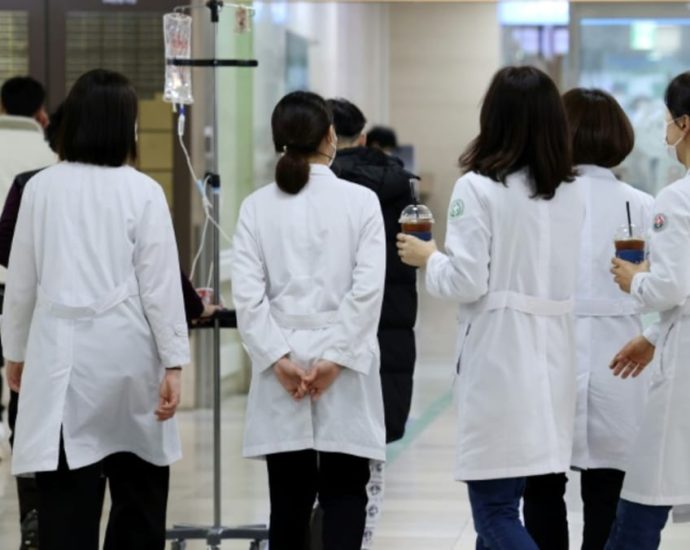 South Korean government orders protesting doctors back to hospitals