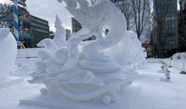 Thai artists shine at Japan snow sculpture competition