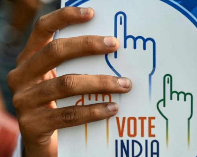 High-ranking Indian election official resigns ahead of polls