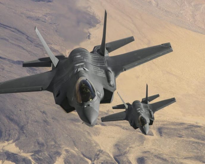 How are F-35As different from F-35Bs, and what will the new fighters add to Singapore's defence capabilities?