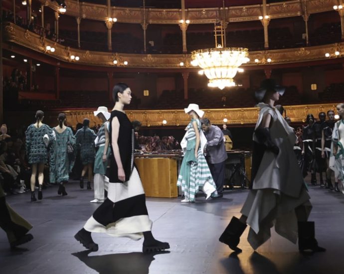 Loewe, Issey Miyake and art wow Paris Fashion Week with contrasts and sculptural forms