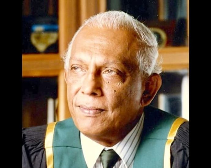 ‘Noble, patient, inspiring’: Eugene Wijeysingha, ex-headmaster of Raffles Institution, dies aged 90