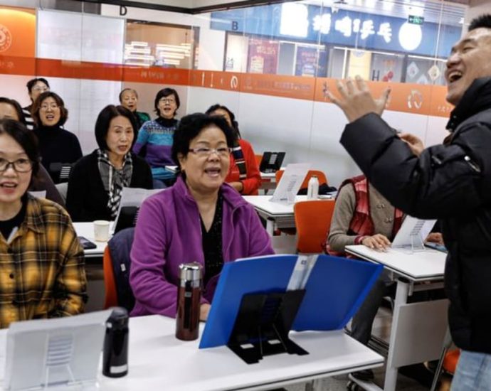 Silver lining: Tutoring the elderly is growing fast in China