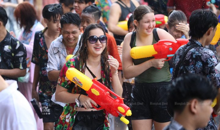 Songkran splash sites to be strictly booze-free