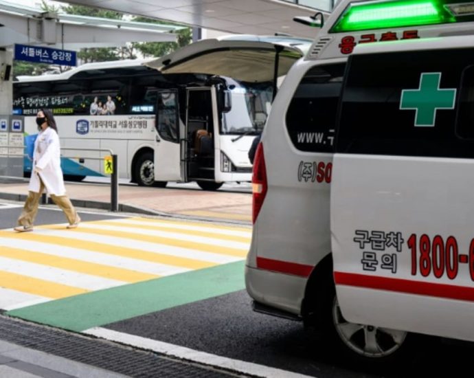 South Korea begins suspending licences of 4,900 striking doctors; leaves door open for dialogue