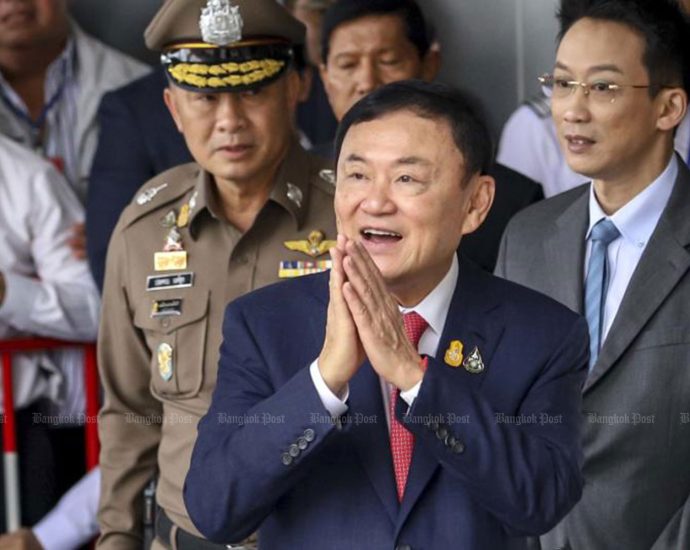 Thaksin wants to visit hometown Chiang Mai, but not yet
