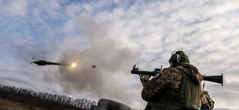 Ukraine war: India busts network trafficking people to Russia