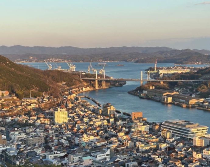 A Japanese port town few foreign tourists know of: Onomichi’s oysters, old temples and Ozu’s Tokyo Story