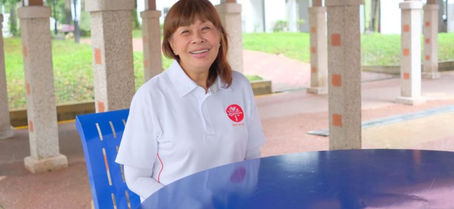 'Age will never stop me': This 74-year-old has cared for her Telok Blangah neighbours for almost 20 years