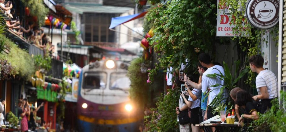 Hanoi’s high-speed rail plans lay tracks for closer China-Vietnam ties