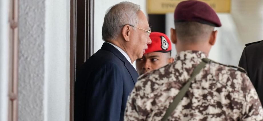 Hearing set for later this month in Najib’s bid to serve prison sentence under house arrest
