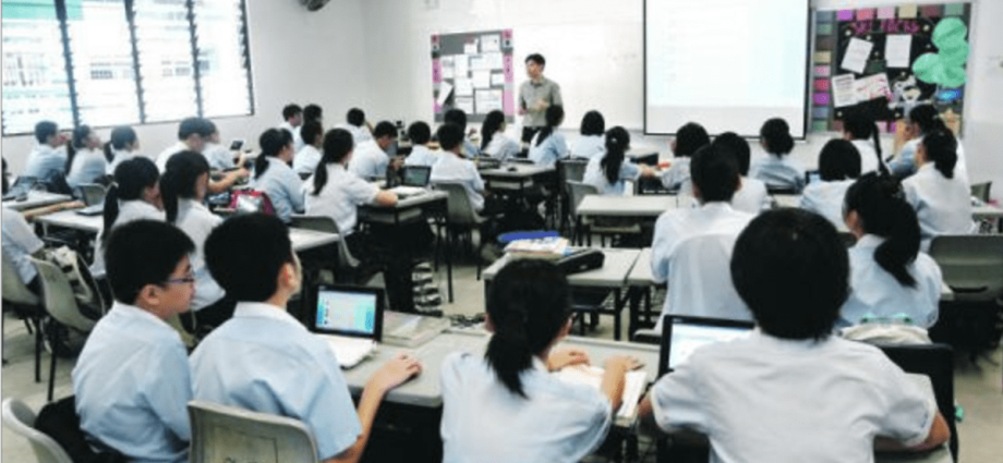 How can teachers help students understand controversial topics in an increasingly polarised world?