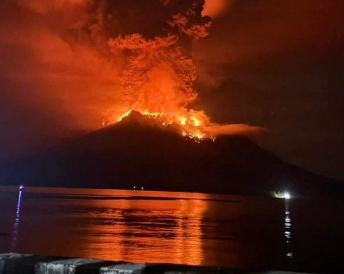 Hundreds evacuated after Indonesia's Ruang volcano erupts