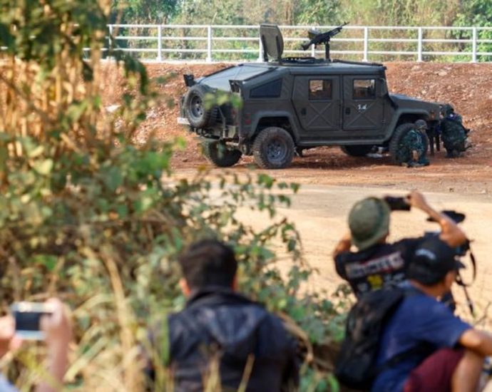 Myanmar rebel group says it withdraws from key town on Thai border