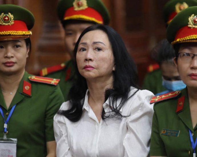 Vietnam property tycoon sentenced to death in US billion fraud case