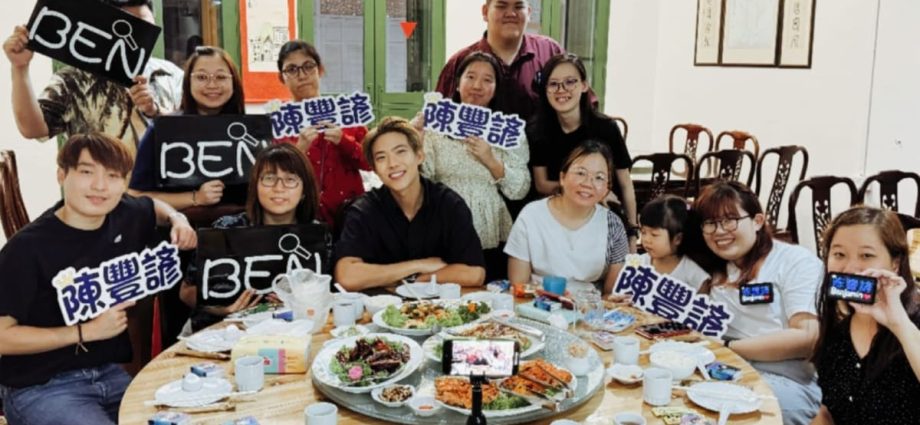 Actor Benjamin Tan thanks fans for his Star Awards Top 10 Most Popular win with a vegetarian dinner