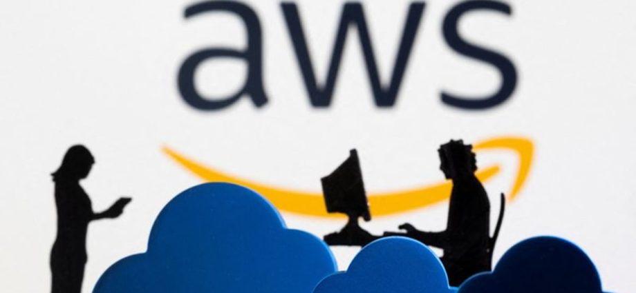 Amazon to spend S$12 billion to expand cloud infrastructure in Singapore