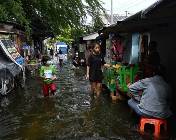 Climate change could force Bangkok to move, official warns