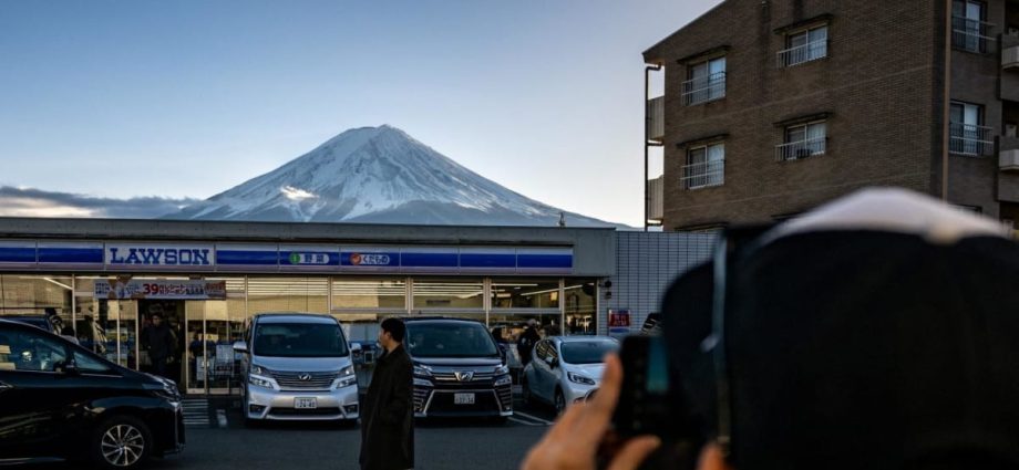 Commentary: Mount Fuji overtourism furore tests limits of Japan’s hospitality