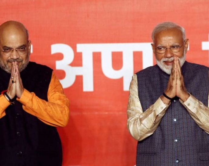 Fake videos of Modi aides trigger political showdown in India election