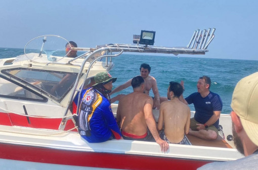 Four stranded French divers rescued off Sattahip