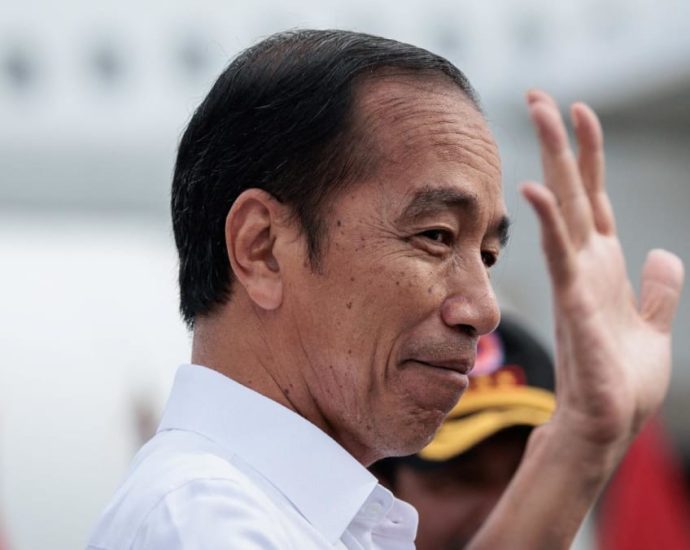 Indonesia’s Jokowi orders officials to stop developing new mobile apps, integrate 27,000 existing ones instead