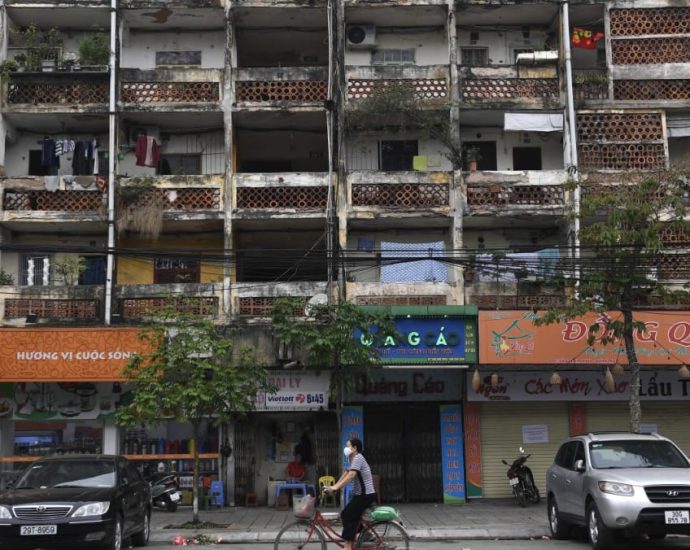 Large apartment fire in central Hanoi kills 14 people: Report