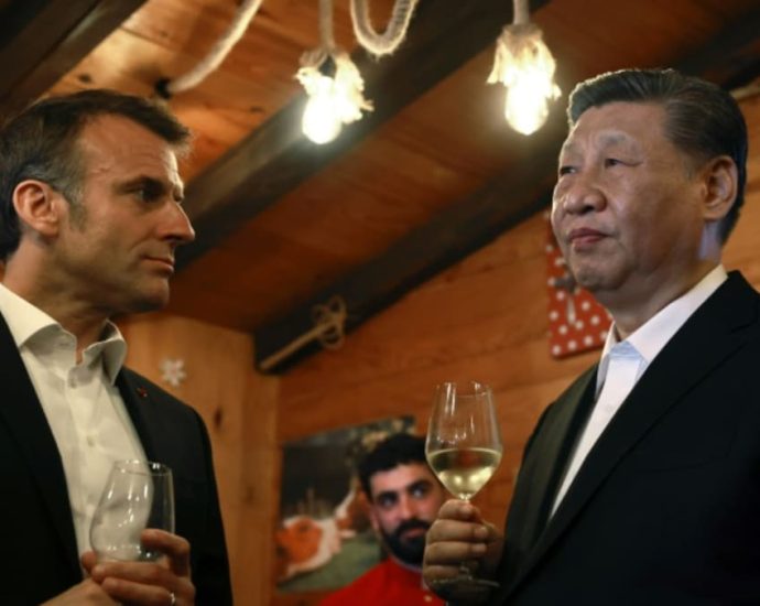 Macron hosts Xi in French mountains to talk Ukraine, trade