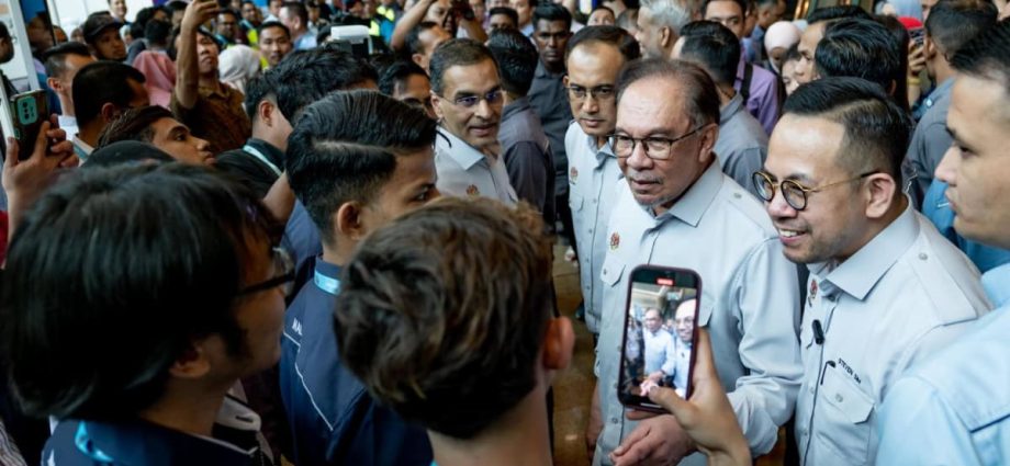 Malaysian civil servants to see record pay hike of over 13 per cent from Dec: Anwar