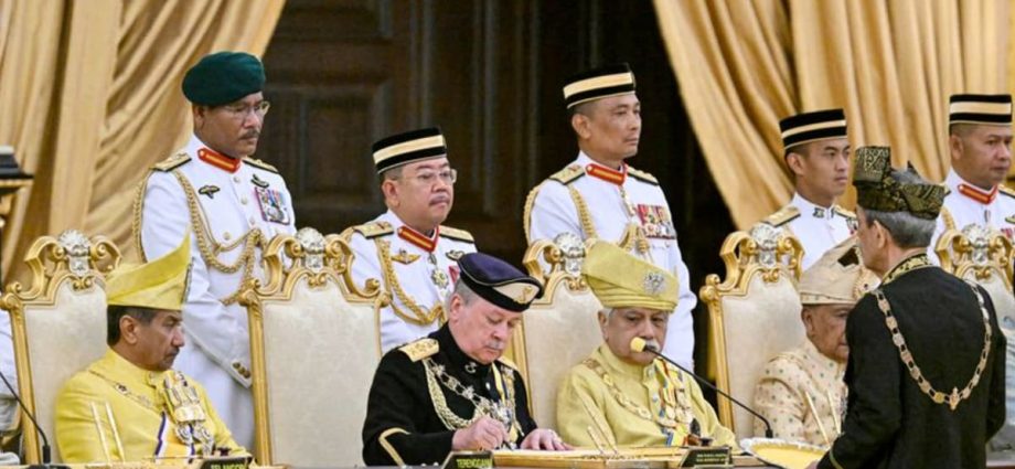 Malaysia's king to make first overseas state visit to Singapore