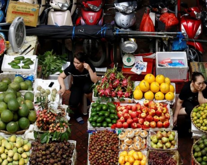 Vietnam inflation rises in May, nears government’s limit