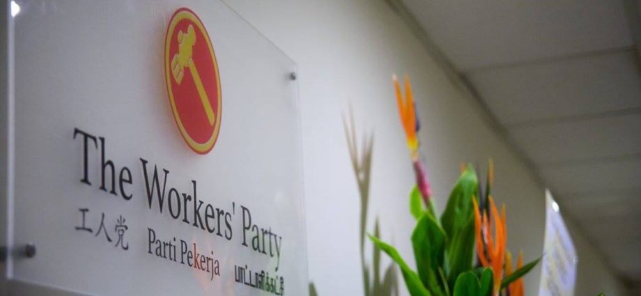 WP, PSP congratulate incoming Prime Minister Lawrence Wong, thank Mr Lee Hsien Loong for service