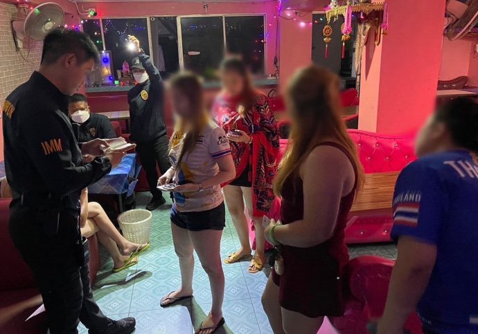 17 illegal migrant workers caught during raid