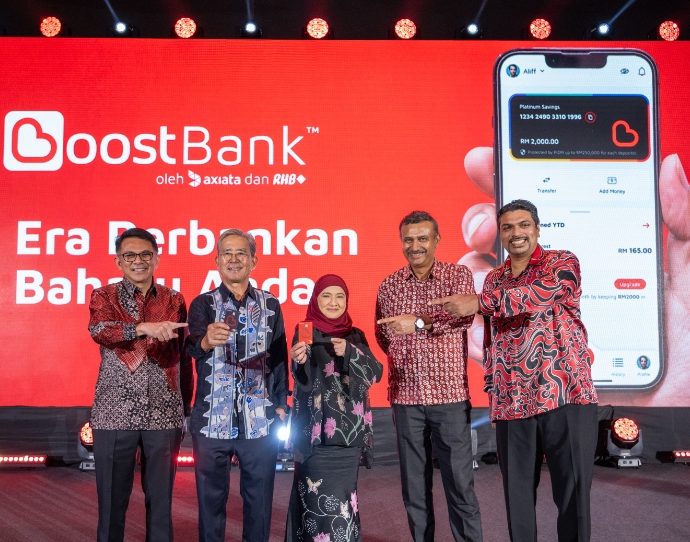 Boost Bank launches pioneering embedded digital bank app to Malaysian