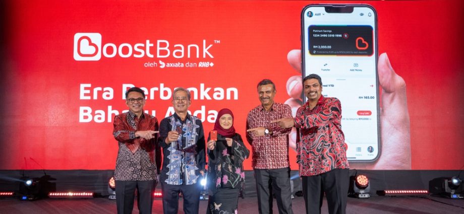 Boost Bank launches pioneering embedded digital bank app to Malaysian