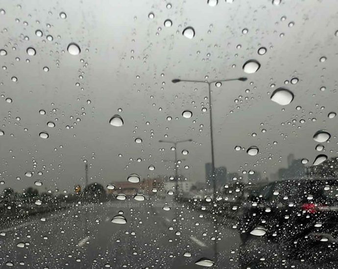 Flood risk “low” as La  Nina looms