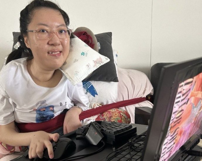 From her one-handed keyboard, this 25-year-old gamer and disability advocate is championing inclusivity