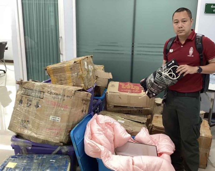Group urges PM to help Moroccans held by gang