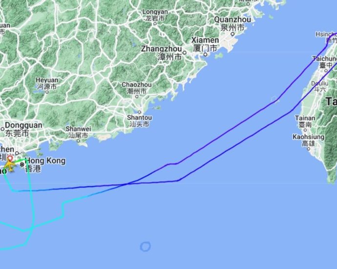 Hong Kong airport runway closed due to damaged cargo plane, delaying flights