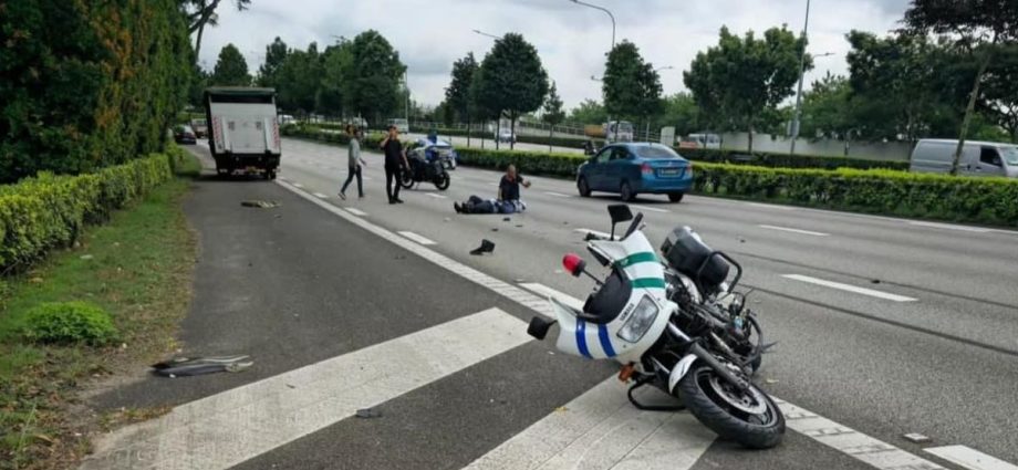 LTA enforcement officer dies in bike chase along SLE, 18-year-old motorcyclist arrested