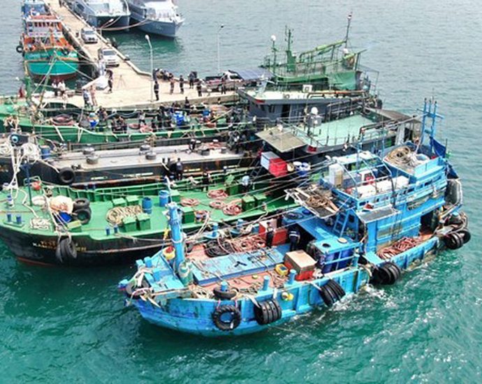 Officers sidelined after oil-smuggling boats vanish