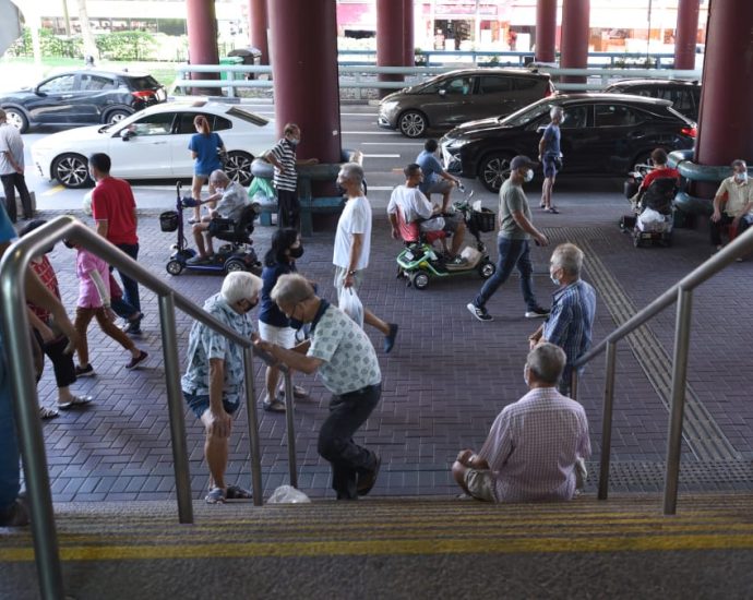 Pioneer Generation to get MediSave top-ups of up to S,100 in July