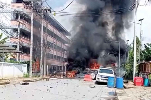Police flat bombing kills 1, injures 16 in Yala