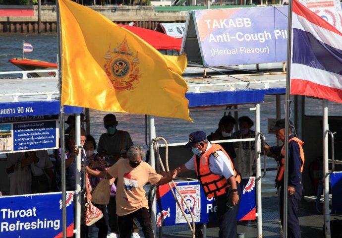 Tour boat crash set to be probed