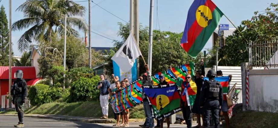 Violent protests return to New Caledonia as pro-independence leader extradited