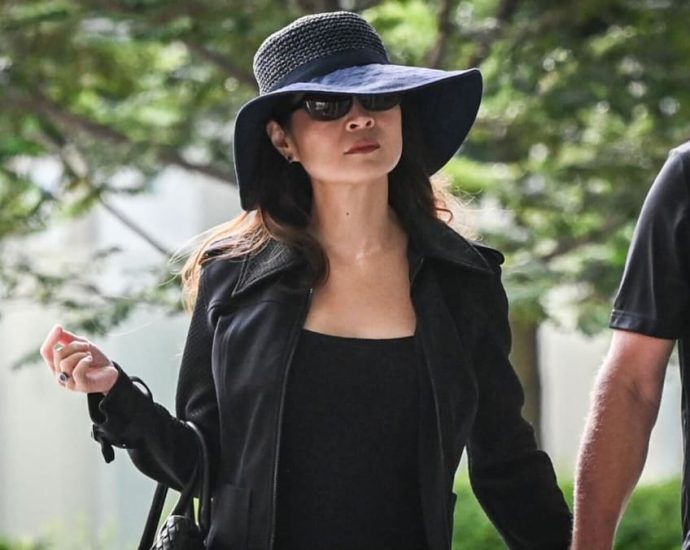 Woman fined for refusing to wear mask during COVID-19 pandemic